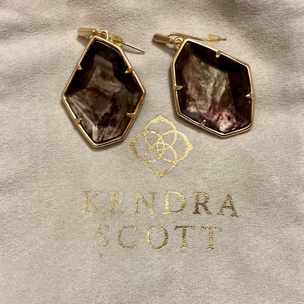 NWOT Kendra Scott earrings
